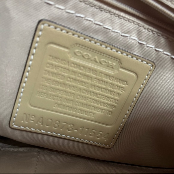 VINTAGE COACH Madeline Beige / Yellow Handbag - Picture 4 of 6